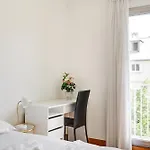 Élégance Parisienne, Vue Luxueuse Imprenable